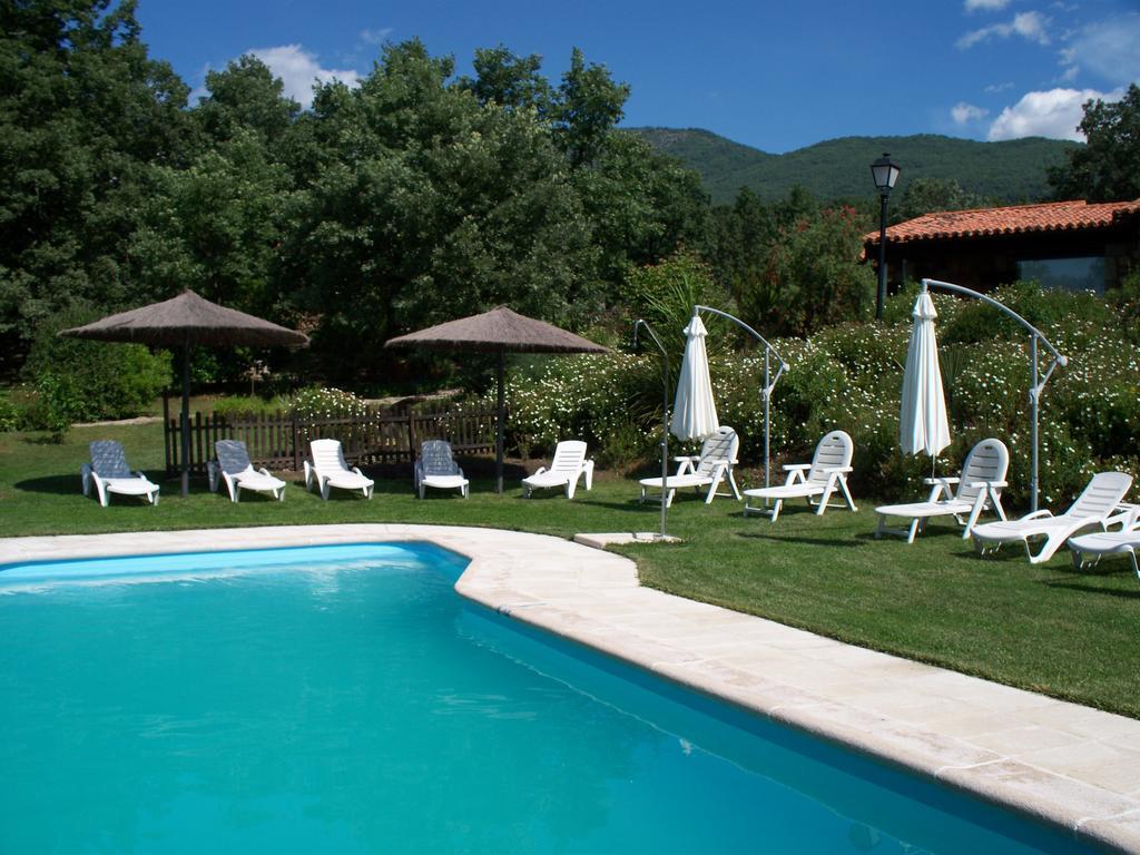 Apartamentos El Roble Valverde de la Vera Esterno foto