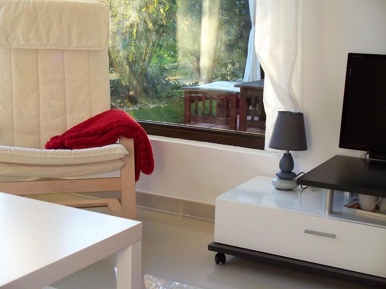 Apartamentos El Roble Valverde de la Vera Esterno foto
