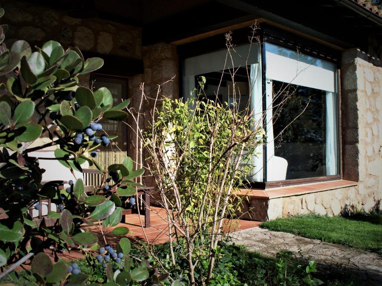 Apartamentos El Roble Valverde de la Vera Esterno foto