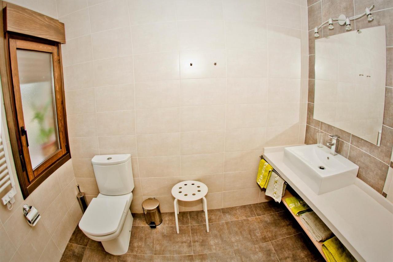Apartamentos El Roble Valverde de la Vera Esterno foto
