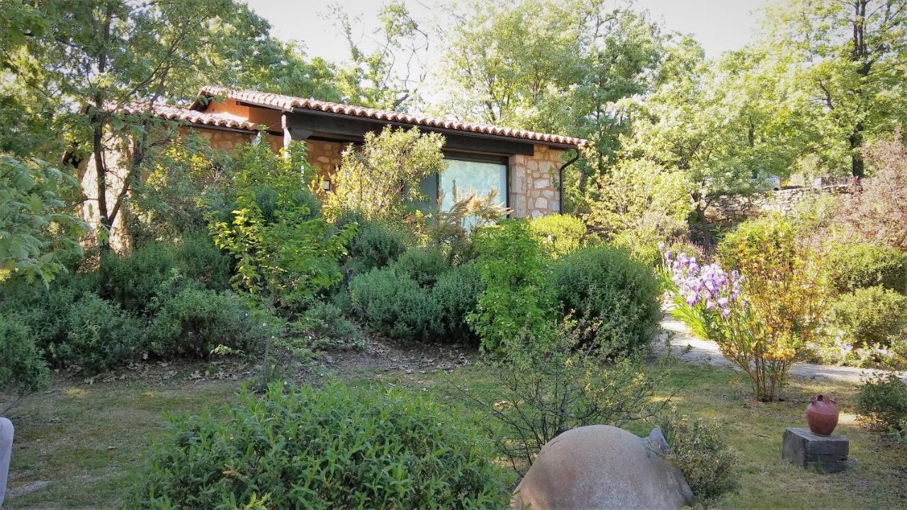 Apartamentos El Roble Valverde de la Vera Esterno foto